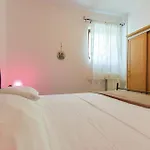 Appartamento 1 Bedroom Lovely In