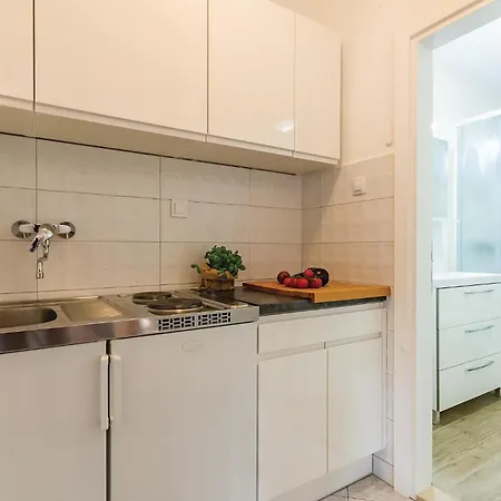 1 Bedroom Amazing Apartment In Pula *