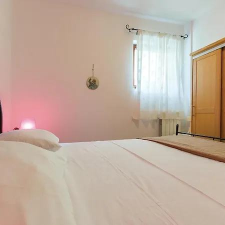 아파트 1 Bedroom Lovely In